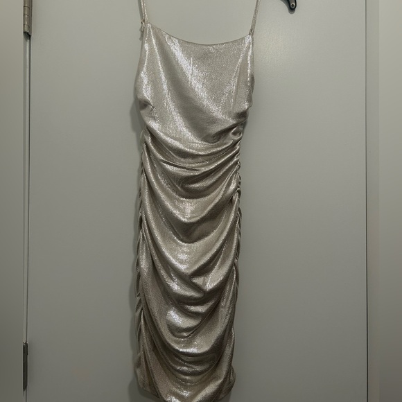 Macy's Dresses & Skirts - Gold Scrunched Macys Dress